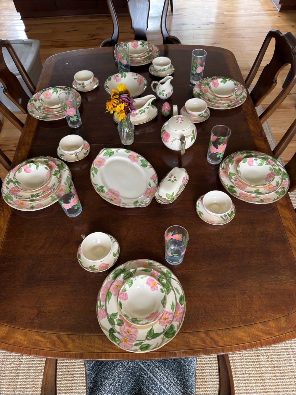 Franciscan Desert Rose –  Vintage Dinnerware Set -LOCAL PICKUP ONLY COMMERCE MI